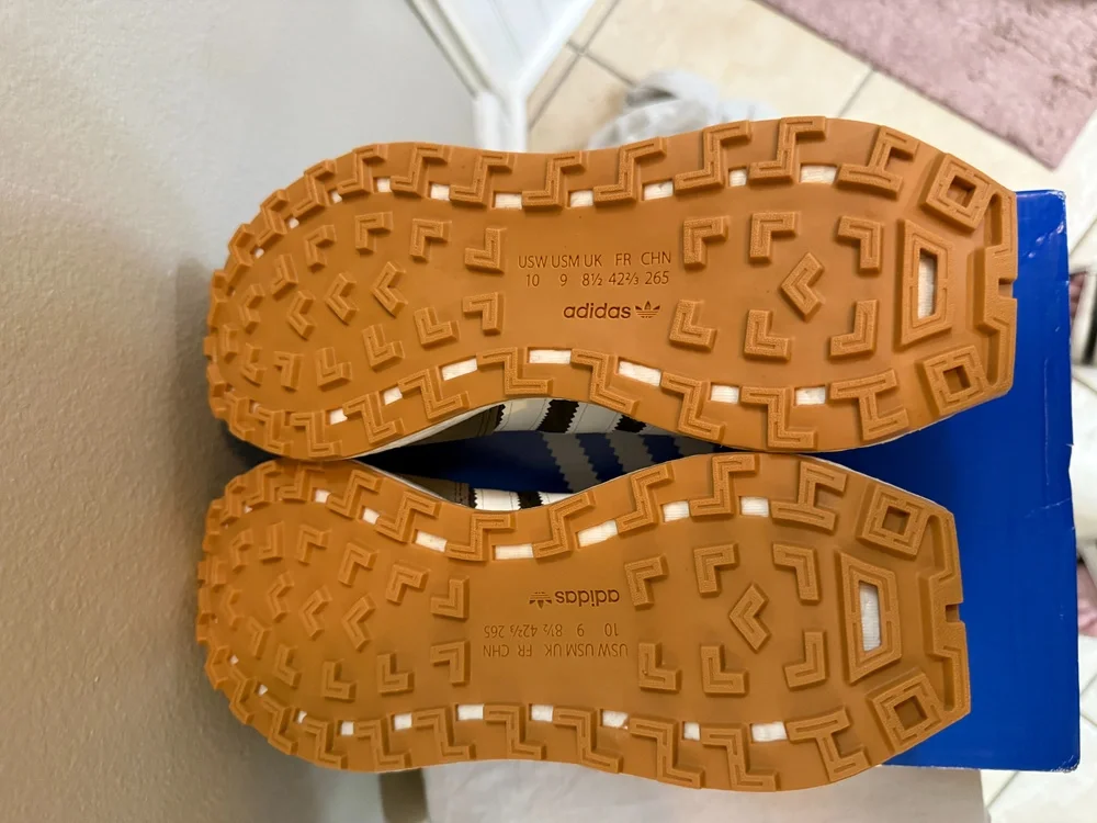 Adidas Retropy E5  Men's size 9